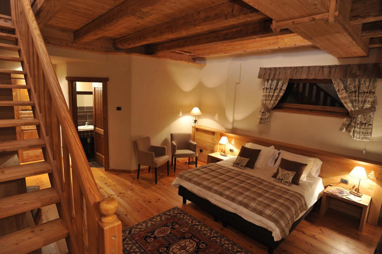 La Madonnina Del Gran Paradiso Wellness Hotel Cogne Exterior foto